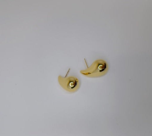 Medium Gold Drop Earrings