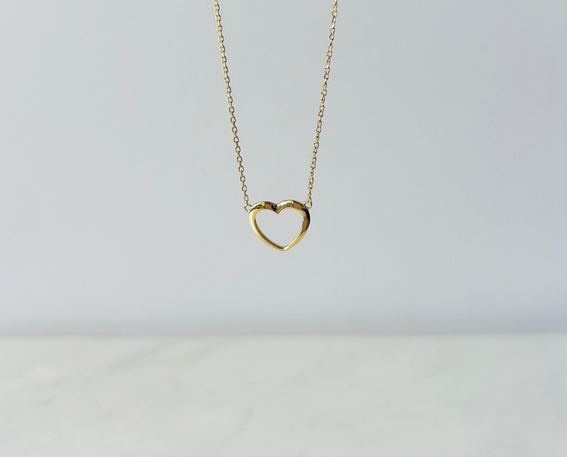 gold small heart pendant necklace for women