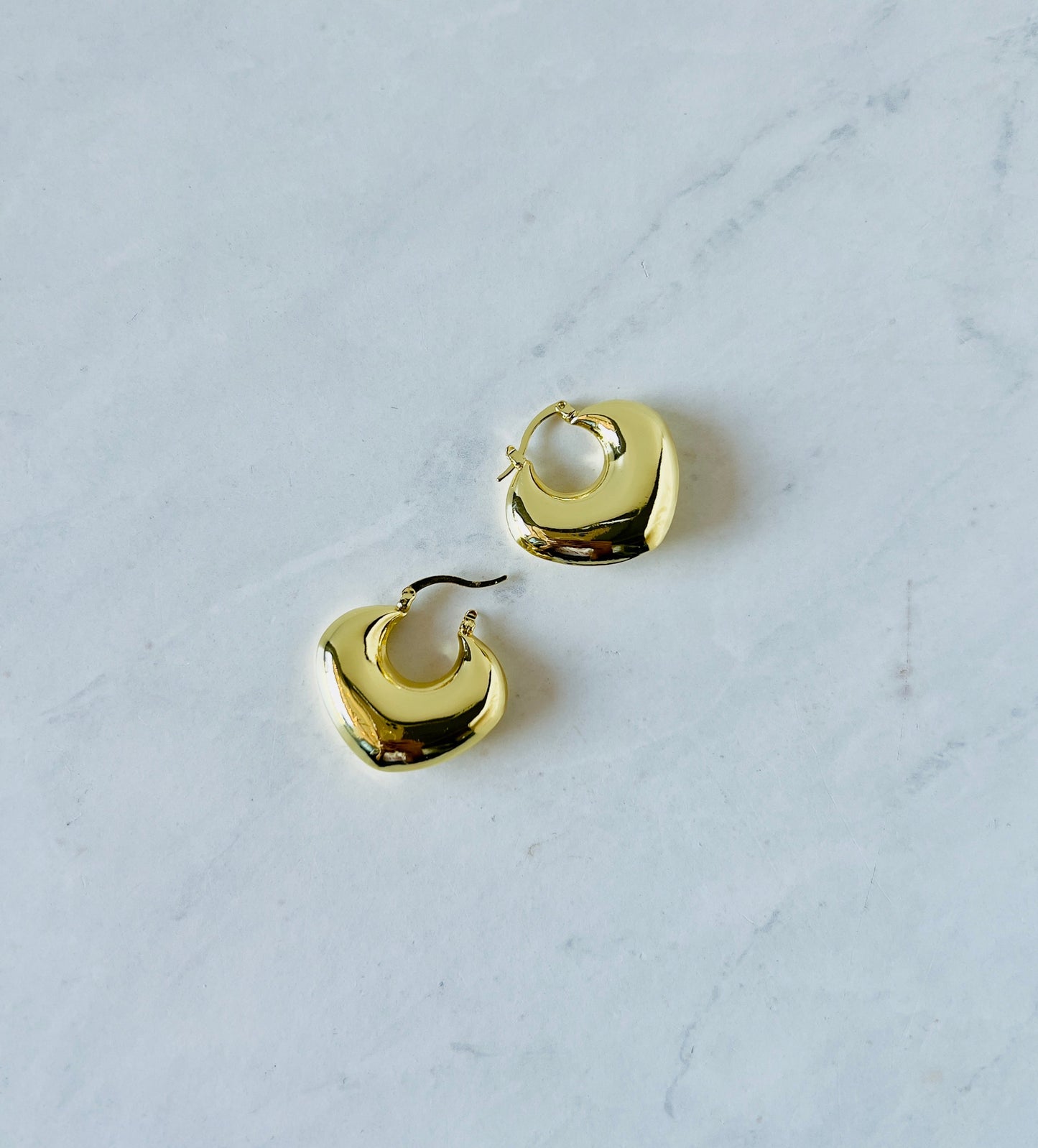 small squared earrings chunky in gold