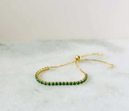 green bracelet perfect for elegant gifts for rich people at affordable price and free shipping